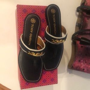 Brand new !Tory Burch brand new Jessa thong sandal